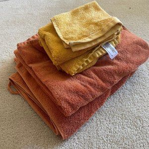Orange and Yellow Towels and Washcloth